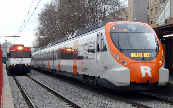 SOCIETAT: Renfe i Adif fan avui un dia de vaga 