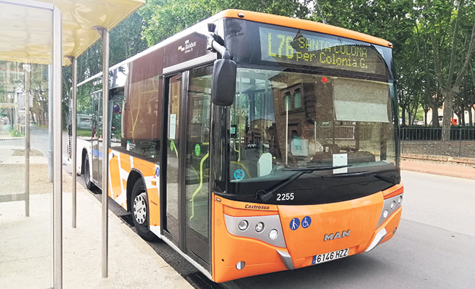 Bus L76 colonia