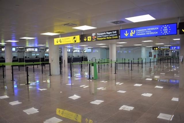 SOCIETAT: L’Aeroport del Prat ha engegat un nou control de passatgers a la T-1