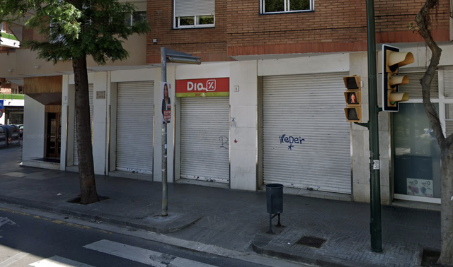 SUCCESSOS: La Policia Local de Sant Boi deté dos homes per un robatori en un supermercat