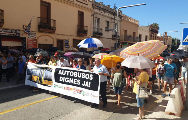 La Plataforma per un Servei Digne de Bus al Baix Llobregat amença amb noves mobilitzacions