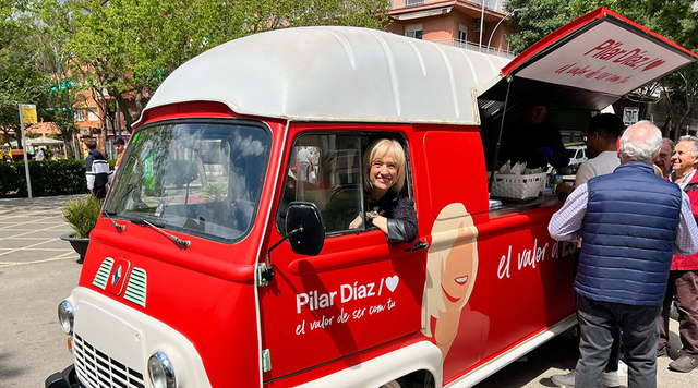 POLÍTICA: Pilar Díaz (PSC) presenta la seva campanya electoral i recorrerà la ciutat amb una Food Truck