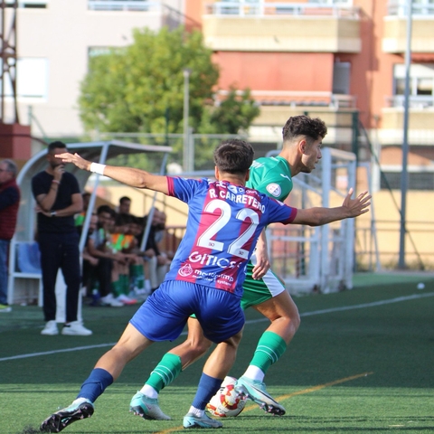 ESPORTS (FUTBOL, SEGONA RFEF): El Cornellà no aixeca cap