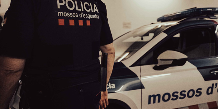 Detingut a Martorell un home per sis estafes bancàries amb la modalitat “Voice Phising” 