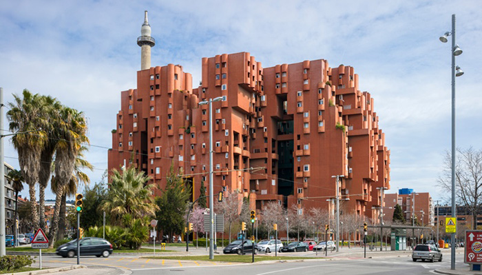 El Walden 7 estrena cronoescalada en el cinquantè aniversari de l’edifici 