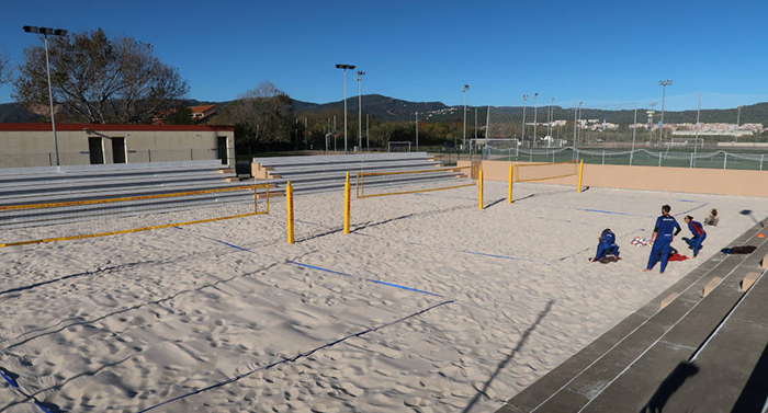 Can Torelló de Gavà estrena una de les millors pistes de Catalunya de vòlei platja