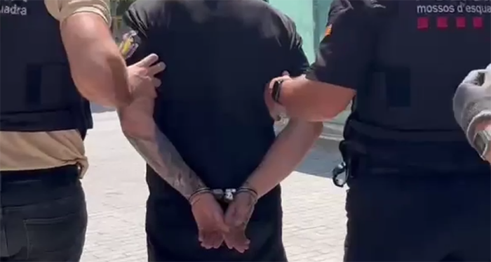 SUCCESSOS: Detingut a Esplugues un home per un presumpte delicte contra la salut pública