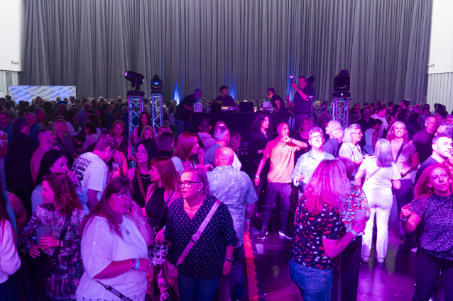 El Cúbic de Viladecans estrena amb èxit el seu 'tardeo' musical