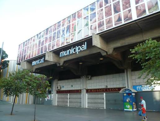 Cornellà manté els serveis municipals essencials a l'agost i tanca el Mercat de Sant Ildefons per obres