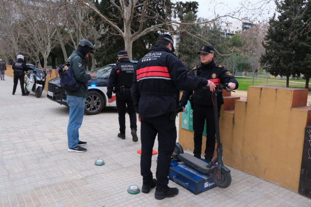 Cornellà implanta un sistema pioner de dinamòmetres per detectar patinets elèctrics trucats