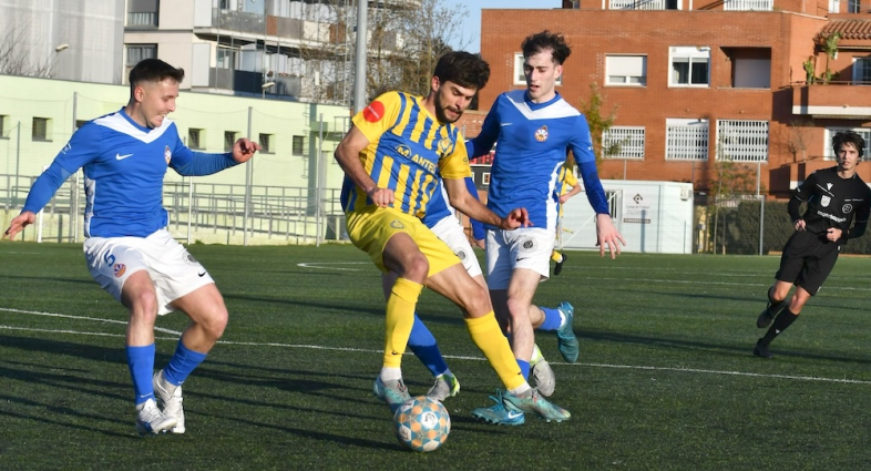El seleccionador de futbol CATUEFA crida tres jugadors d’equips baixllobregatins