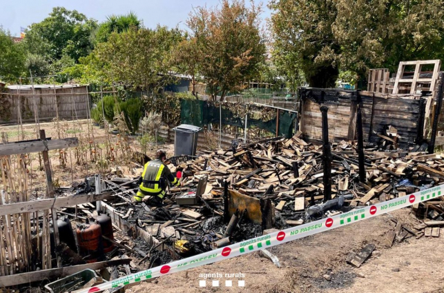 Detingut al Prat de Llobregat un reincident per provocar tres incendis forestals que van amenaçar habitatges