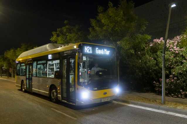 El Nitbus s’expandeix al Baix Llobregat: Sant Climent i Gavà Mar tindran bus nocturn per primera vegada