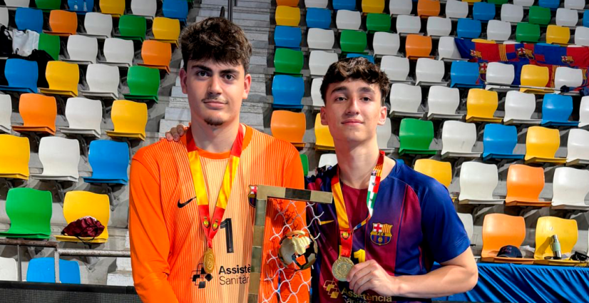 Els sesrovirencs Daniel Sánchez i Guillem Martínez es coronen campions de Catalunya i d’Espanya d’handbol amb el FC Barcelona