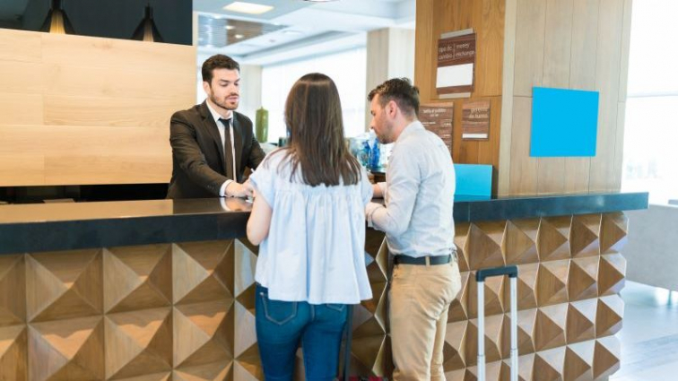 La Diputació de Barcelona impulsa un protocol pioner per prevenir la violència masclista als allotjaments turístics