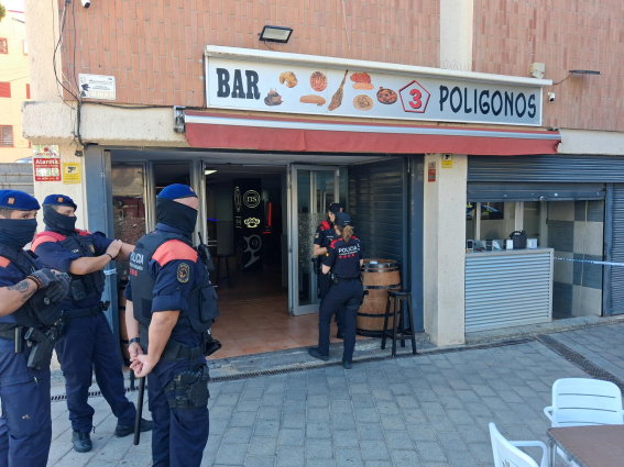 Els Mossos d’Esquadra desmantellen un punt molt actiu de venda de cocaïna en un bar de Sant Feliu de Llobregat