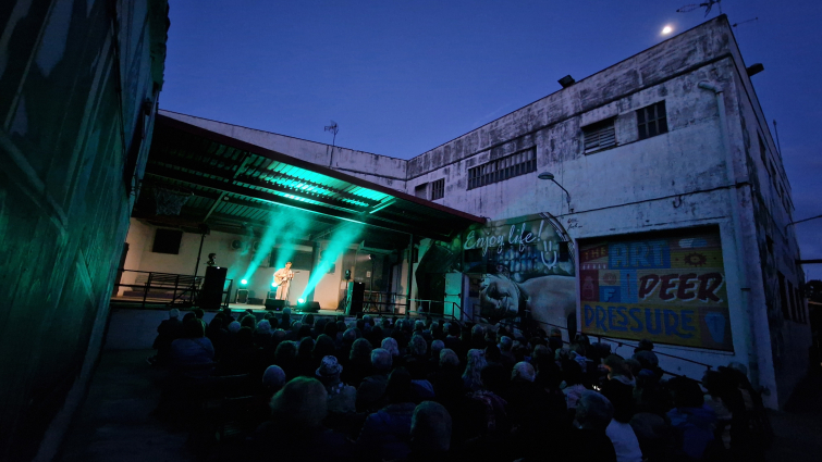 Martorell i el Baix Llobregat aposten pels espectacles sorpresa en espais insòlits