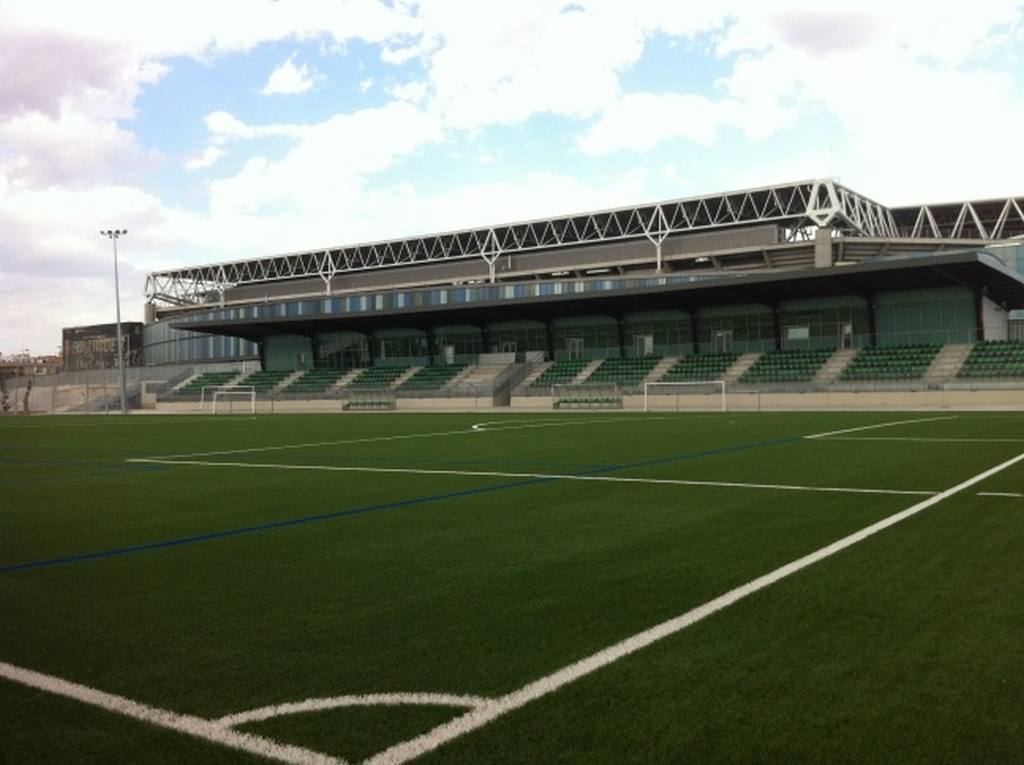 El Nou Municipal de Cornellà, preparat per a la Copa de les Regions UEFA