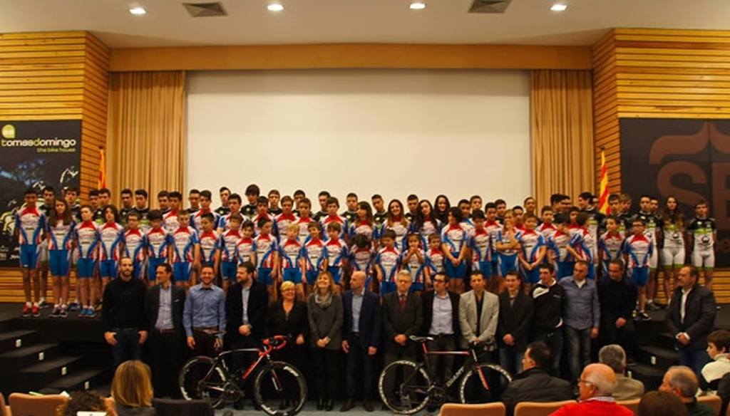 El Club Ciciclista Sant Boi presenta l’Escola i els equips de competició
