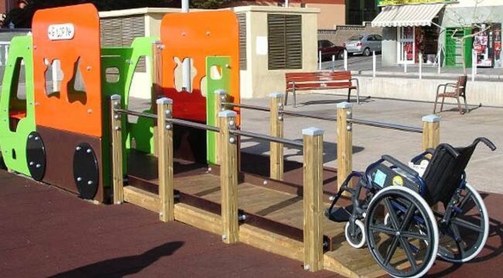 C’s Cornellà sol·licita que l’Ajuntament adapti els parcs infantils als discapacitats