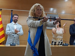 La fins ara primera tinenta d’alcalde de l’Ajuntament de Cervelló, Montse Canas, va ser investida ahir com a nova alcaldessa del municipi