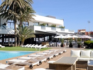 El 2023 va registrar una mitjana diària de 10.348 places hoteleres en oferta al Baix Llobregat