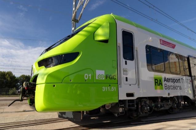 El primer tren per a la connexió entre Barcelona i l’Aeroport de Barcelona-El Prat