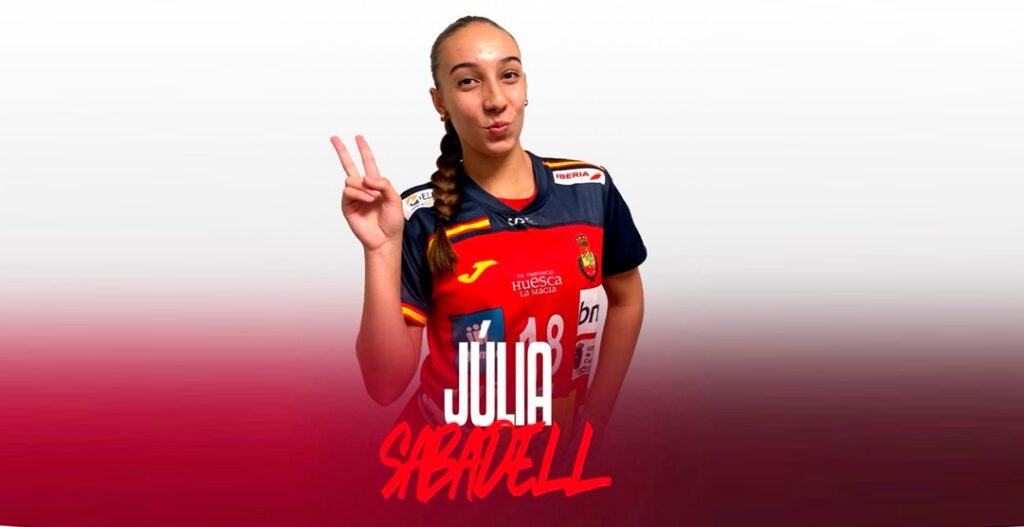 La sesrovirenca Júlia Sabadell, protagonista amb la selecció espanyola juvenil d'handbol a Oslo