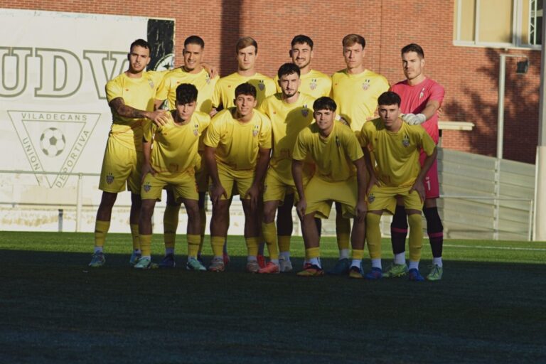 El CF Martorell empata a Viladecans i manté el lideratge a la Lliga Elit