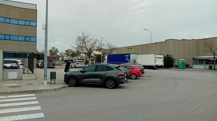 Millores en l’asfalt del Polígon Pratenc: talls i desviaments nocturns al Prat