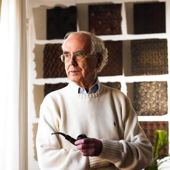 Collbató homenatjarà Josep Maria Espinàs durant el Correllengua