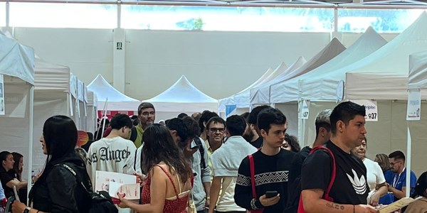 La Fira de l’Ocupació de Cornellà supera els 1.400 assistents i 8.000 entrevistes